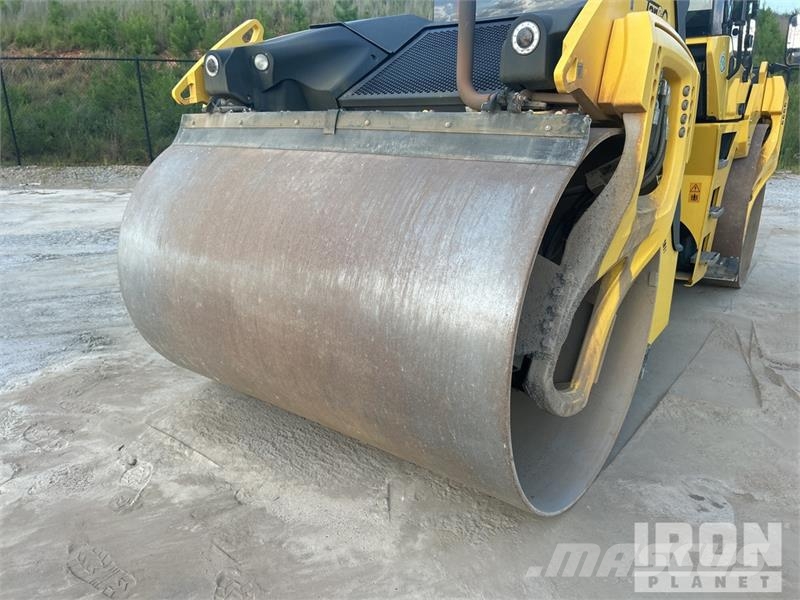 Bomag BW 206 AD0-5 Double Drum Roller مداحل ثنائية الاسطوانة