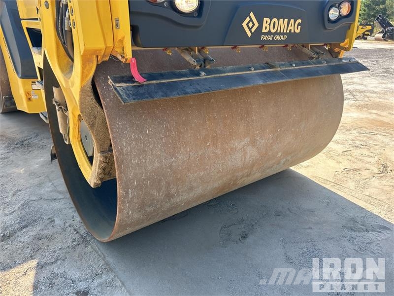 Bomag BW 206 AD0-5 Double Drum Roller Ikerdobos hengerek