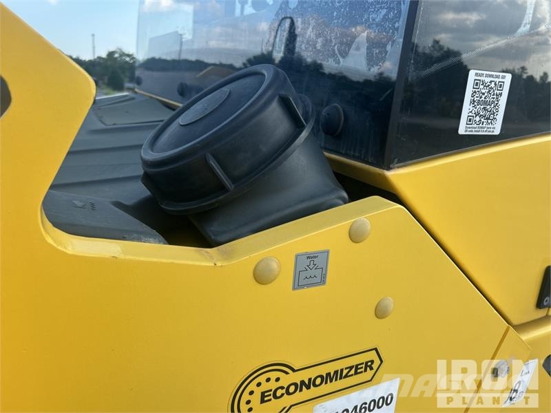 Bomag BW 206 AD0-5 Double Drum Roller مداحل ثنائية الاسطوانة