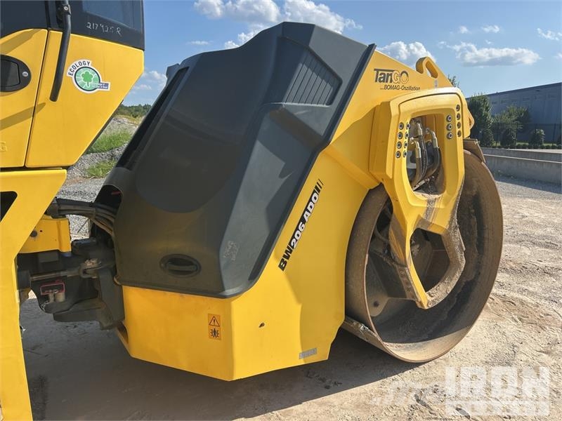 Bomag BW 206 AD0-5 Double Drum Roller Ikerdobos hengerek