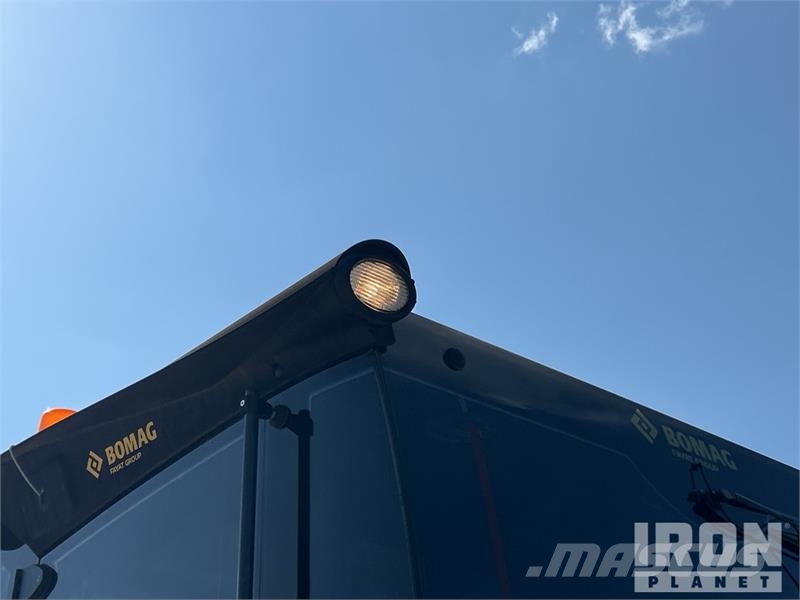 Bomag BW 206 AD0-5 Double Drum Roller Ikerdobos hengerek