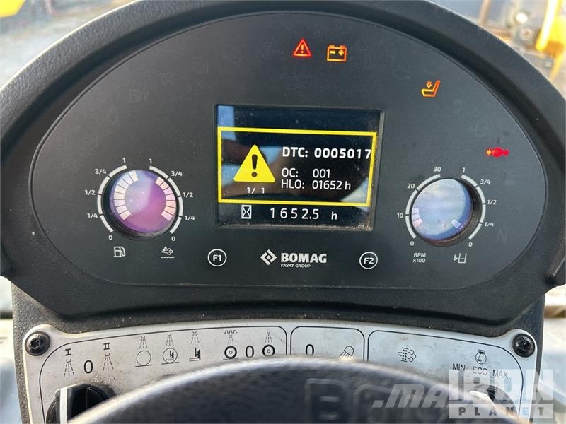 Bomag BW 206 AD0-5 Double Drum Roller Ikerdobos hengerek