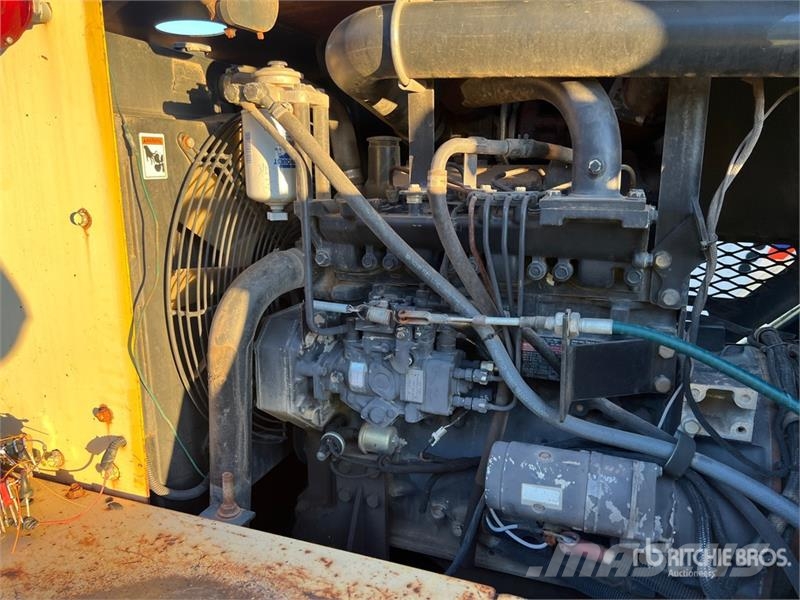 Bomag BW11R-H 9 Wheel Pneumatic Roller Rolos pneumáticos de pneus