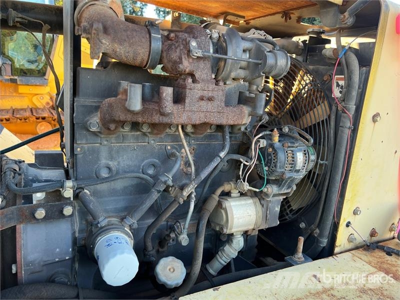 Bomag BW11R-H 9 Wheel Pneumatic Roller Rolos pneumáticos de pneus