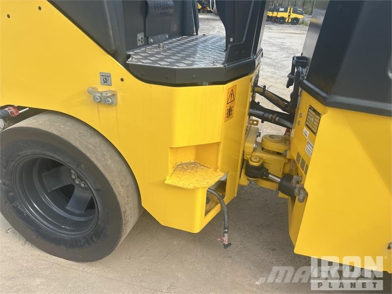 Bomag BW120AC-5 Combination Roller Kombinált hengerek