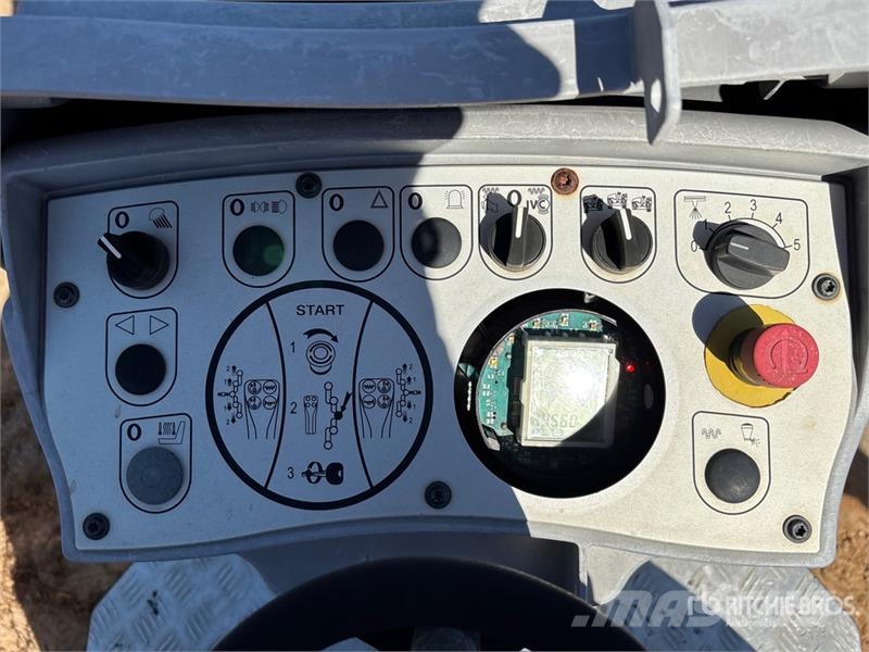 Bomag BW120SL-5 Double Drum Roller (Inoperable) タンデムローラ