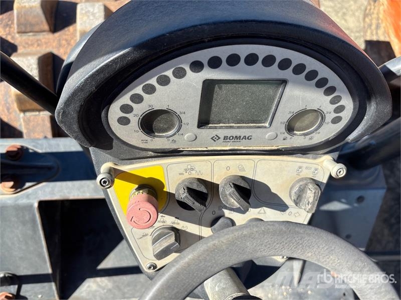 Bomag BW145D-5 Padfoot Drum Compactor مداحل أحادية الأسطوانة
