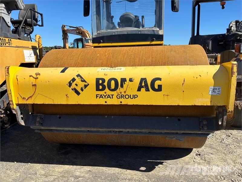 Bomag BW211D-5 Smooth Drum Compactor Enojni valjarji