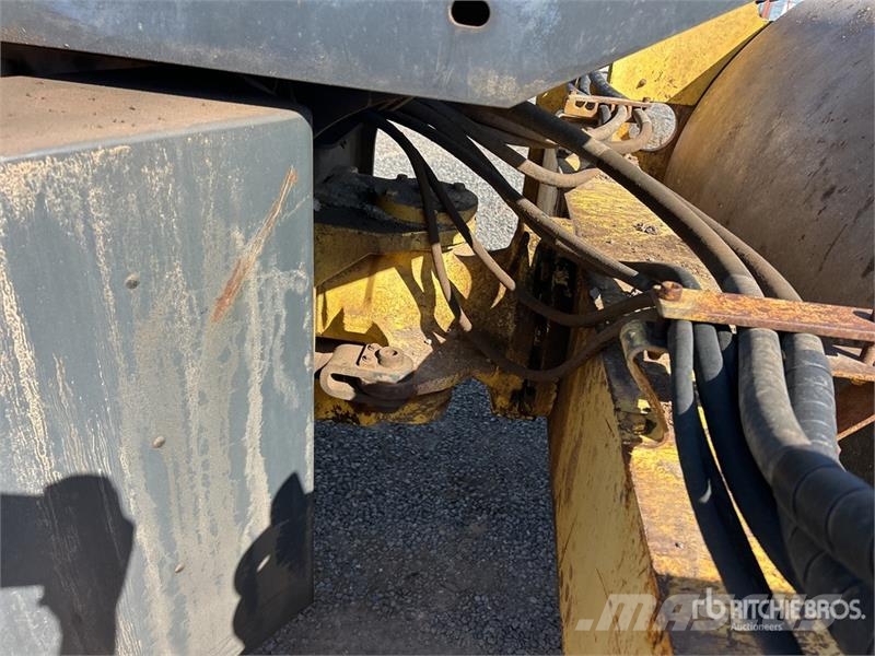Bomag Smooth Drum Compactor Vienvalča grunts veltņi