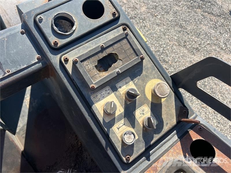 Bomag Smooth Drum Compactor Vienvalča grunts veltņi