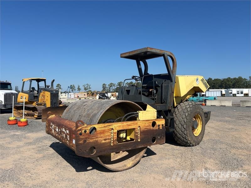 Bomag Smooth Drum Compactor Vienvalča grunts veltņi