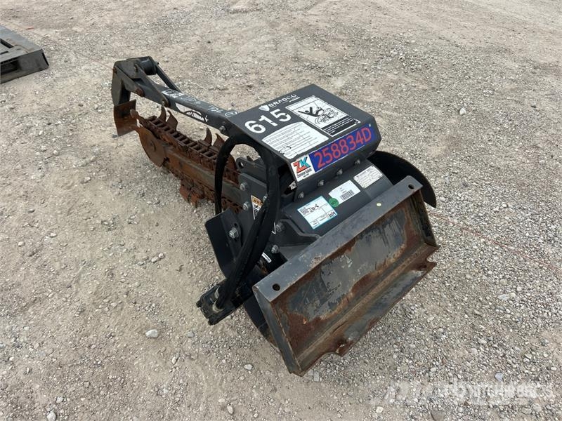 Bradco 615 Mini Skid Steer Trencher Rovokopači freze za kanale Trenčeri