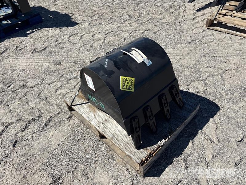 Bradco Bucket 18 in Backhoe Rear Bucket دلاء