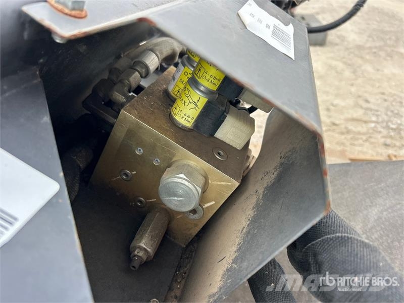 Bradco SG26 Elektriske harver / jordfræsere