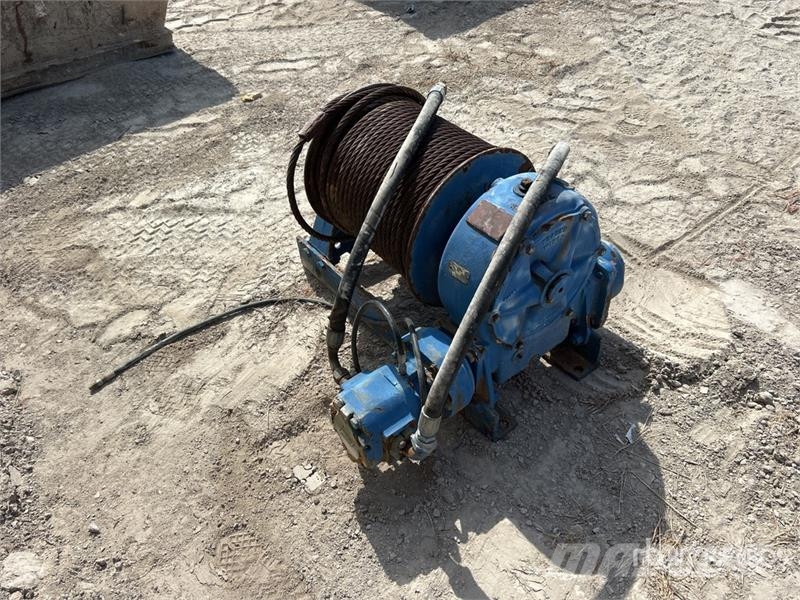 Braden Hydraulic Winch المصاعد والرافعات المادية