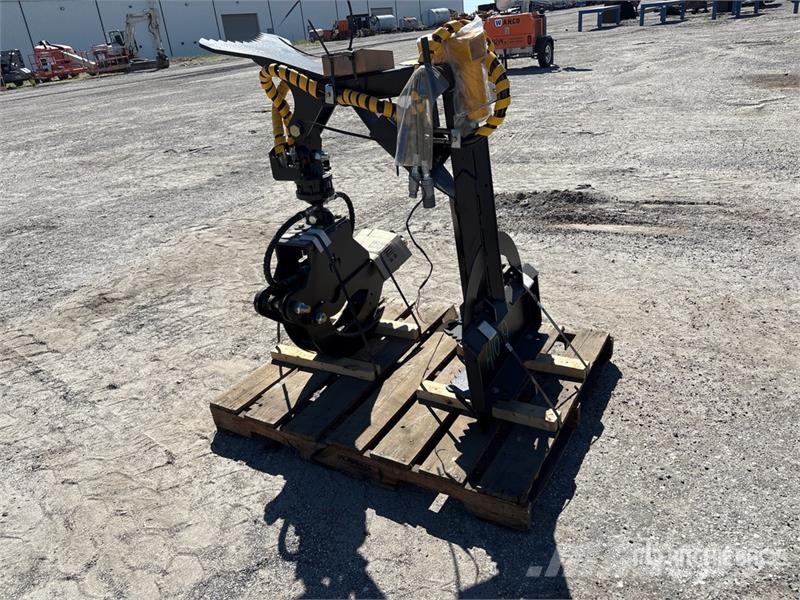 Branch Manager T1010U 24 ft Mini Log Grapple ماكينات زراعية - غير ذلك