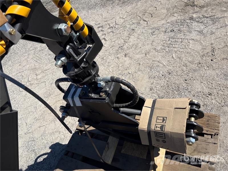  Branch Manager T1010U 24 ft Mini Log Grapple ماكينات زراعية - غير ذلك