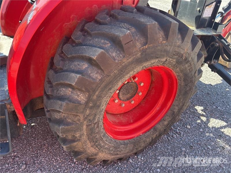 Branson 3151R 2WD Tractor Traktory