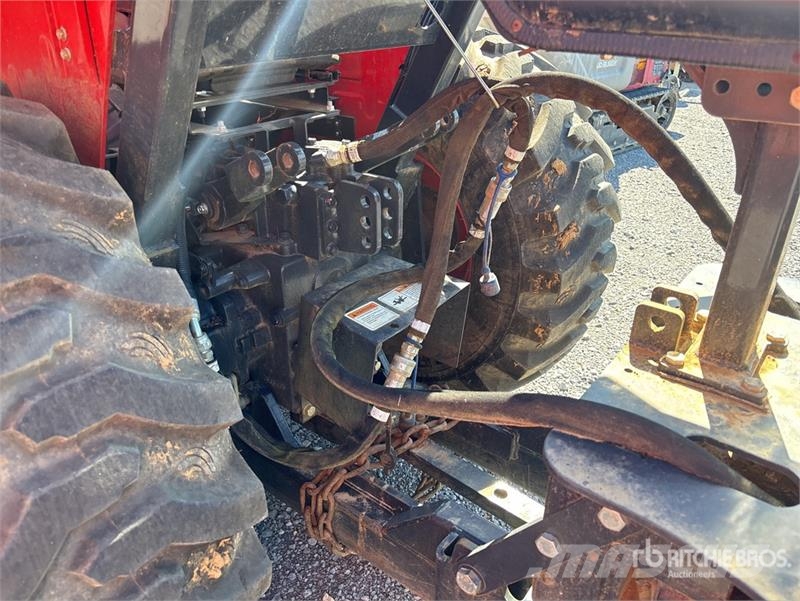 Branson 3151R 2WD Tractor Traktory