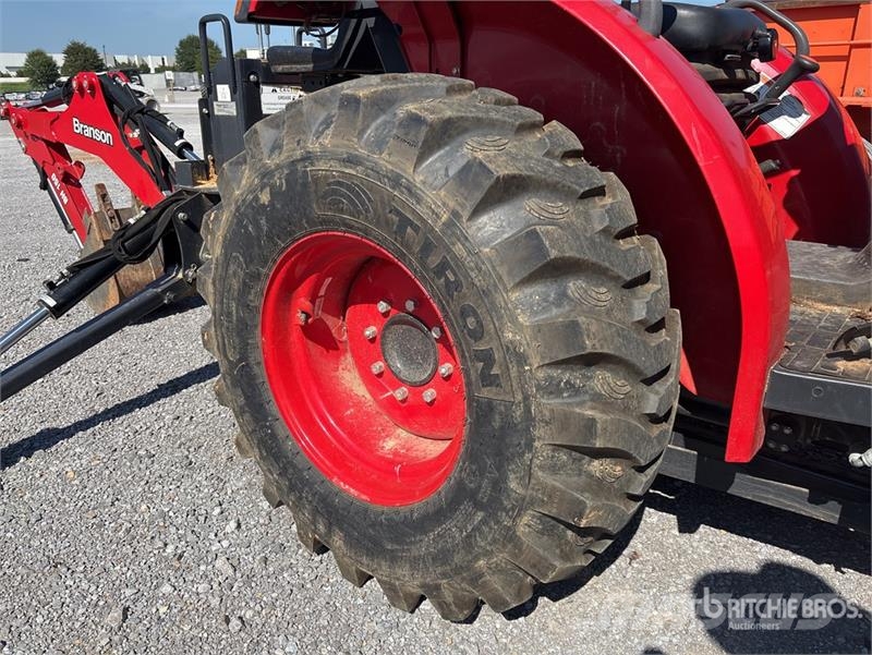 Branson 3151R 2WD Tractor Traktory