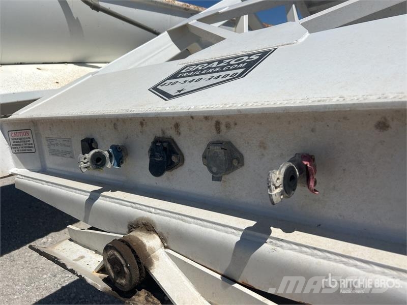 Brazos 40PITBOSS 40 ft T/A Belly Dump Trailer 傾卸式拖車