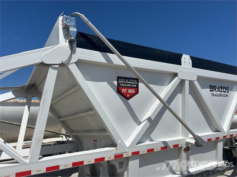 Brazos 40PITBOSS 40 ft T/A Belly Dump Trailer 傾卸式拖車