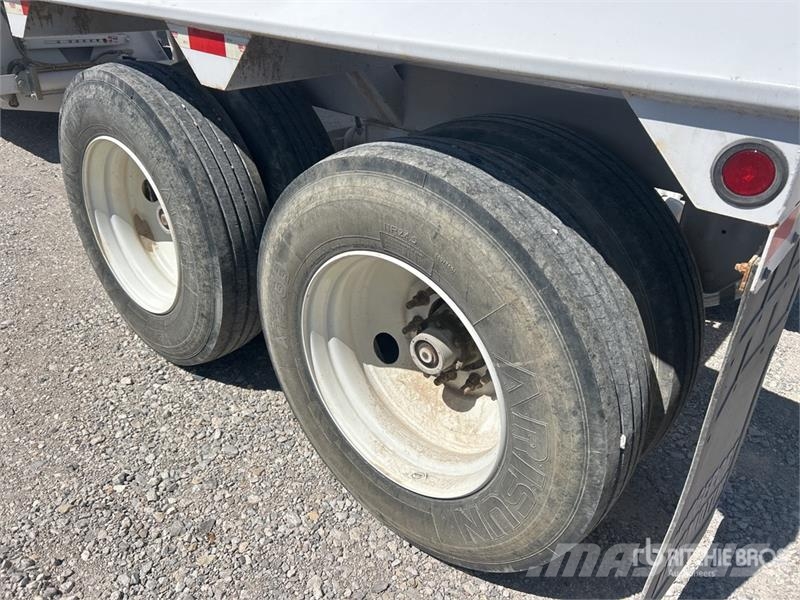 Brazos 40PITBOSS 40 ft T/A Belly Dump Trailer 傾卸式拖車
