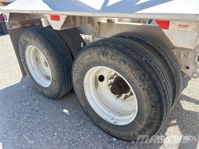 Brazos 40PITBOSS 40 ft T/A Belly Dump Trailer 傾卸式拖車
