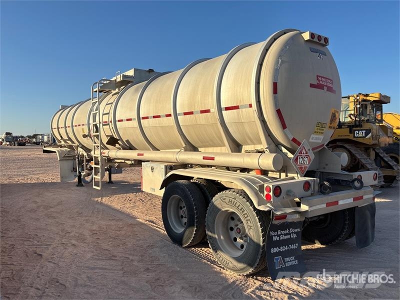 Brenner 8820 gal T/A Crude Oil Tanker Trailer Tankanhængere
