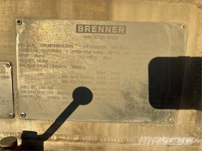 Brenner 8820 gal T/A Crude Oil Tanker Trailer Tankanhængere