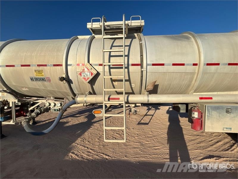 Brenner 8820 gal T/A Crude Oil Tanker Trailer Tankanhængere