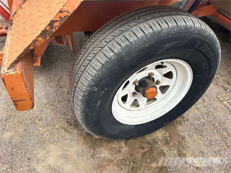Broce RJ350 路面清掃機
