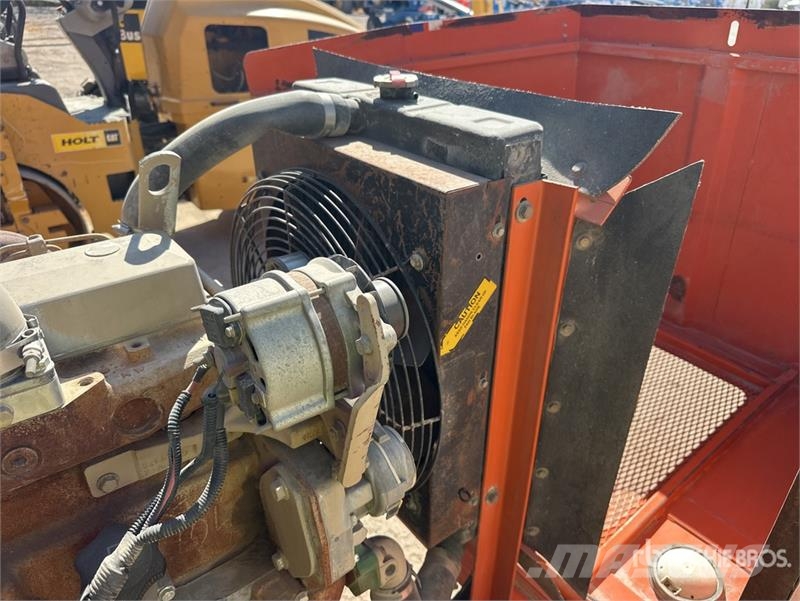 Broce RJ350 路面清掃機