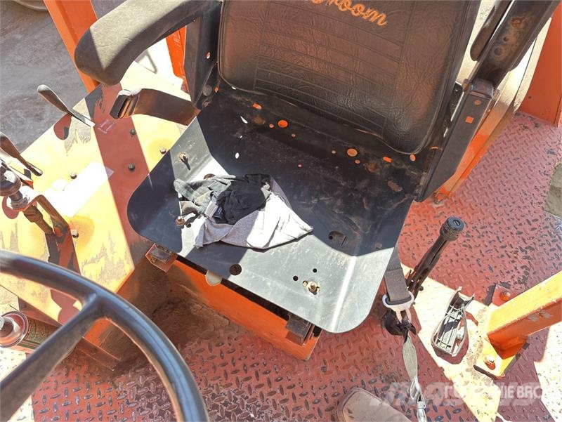 Broce RJ350 路面清掃機
