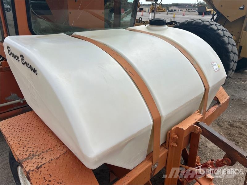 Broce RJ350 路面清掃機