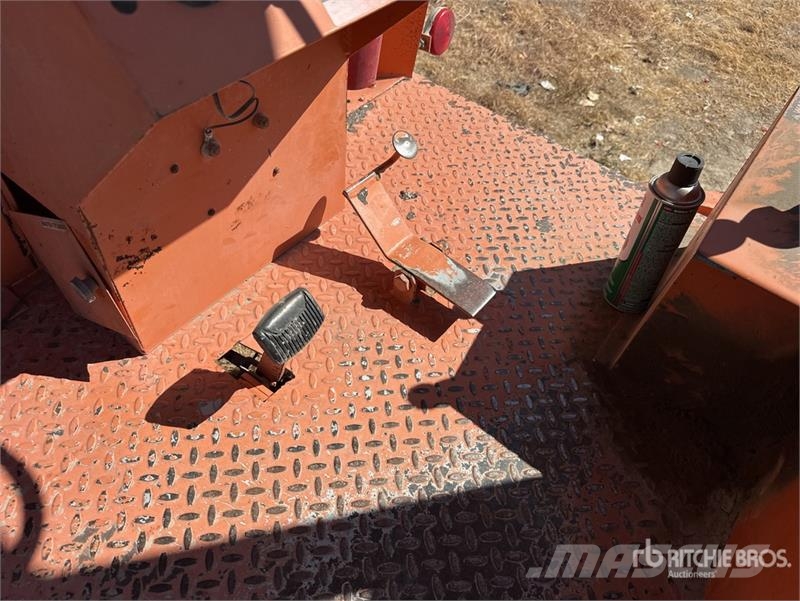 Broce RJ350 路面清掃機