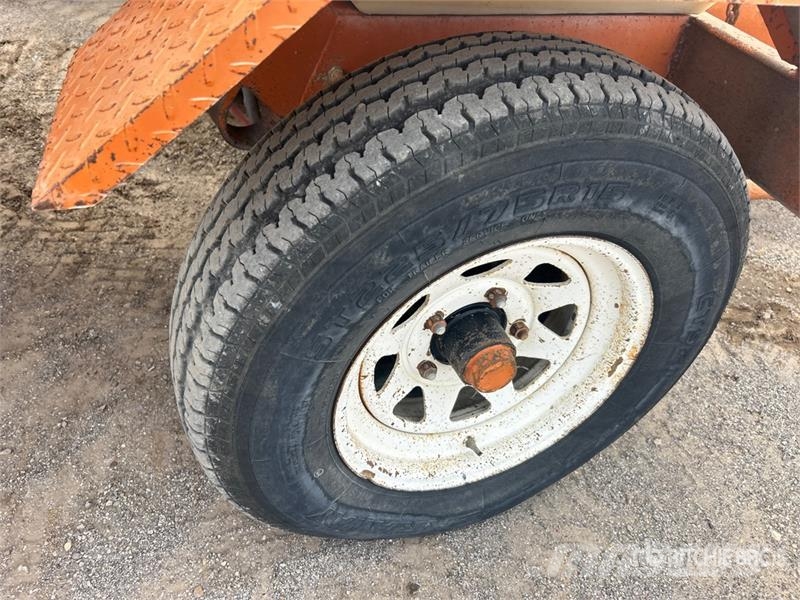 Broce RJ350 路面清掃機
