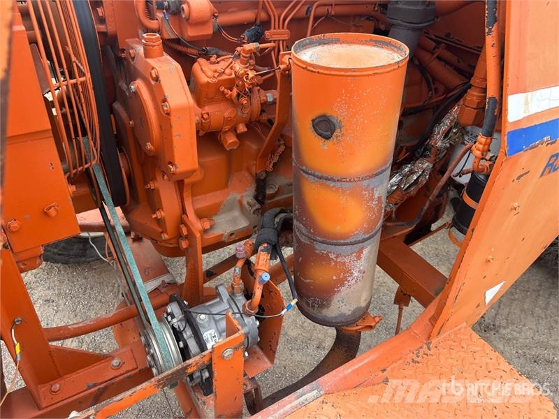 Broce RJ350 路面清掃機