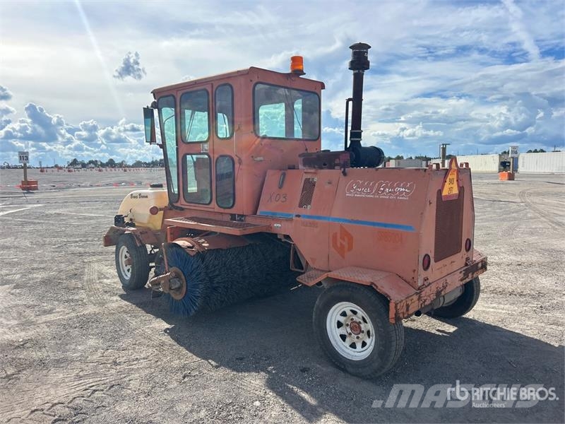 Broce RJ350 كناسات