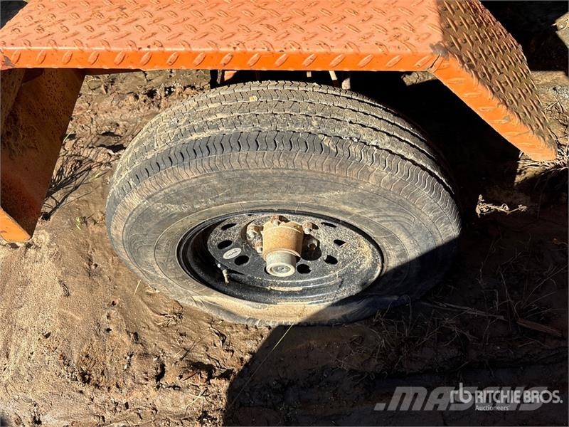Broce RJT-350 Self-Propelled Broom Strojevi za metenje
