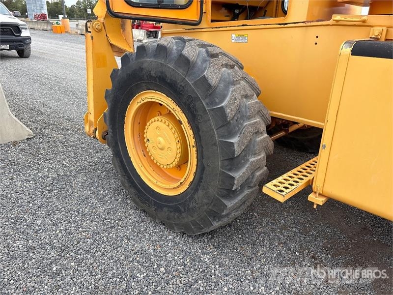 Broderson RT-300-2G 15 ton 4x4 Rough Terrain Crane Avtodvigala