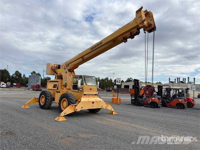 Broderson RT-300-2G 15 ton 4x4 Rough Terrain Crane Avtodvigala