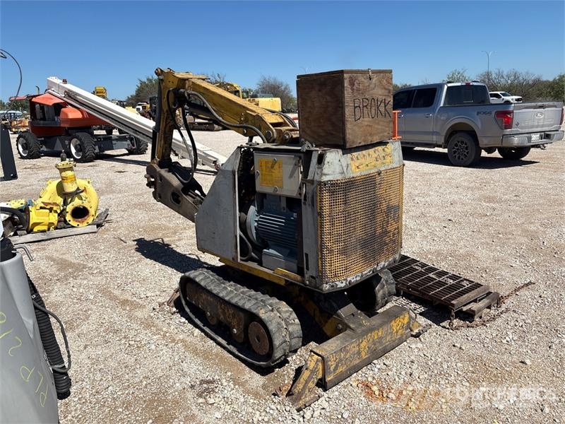 Brokk Electric Demolition Robot 건설 장비 - 기타