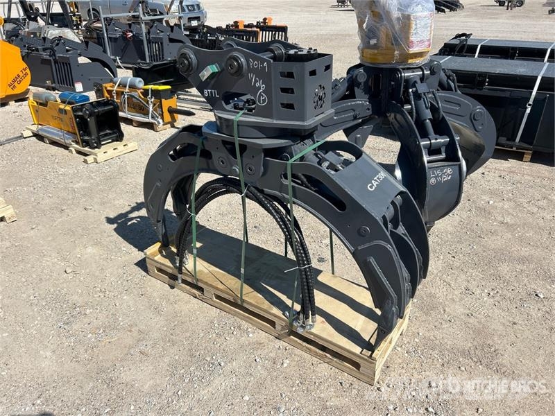 BTTL 04G Excavator Grapple (Unused) 兩爪吊夾