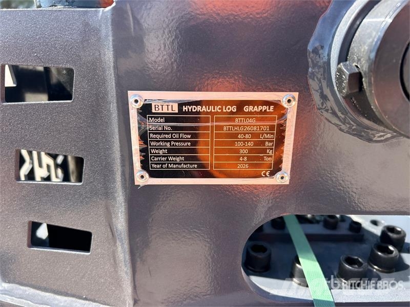 BTTL 04G Excavator Grapple (Unused) 兩爪吊夾