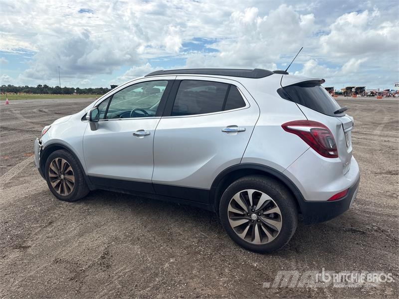 Buick Encore 2WD SUV Avtomobili
