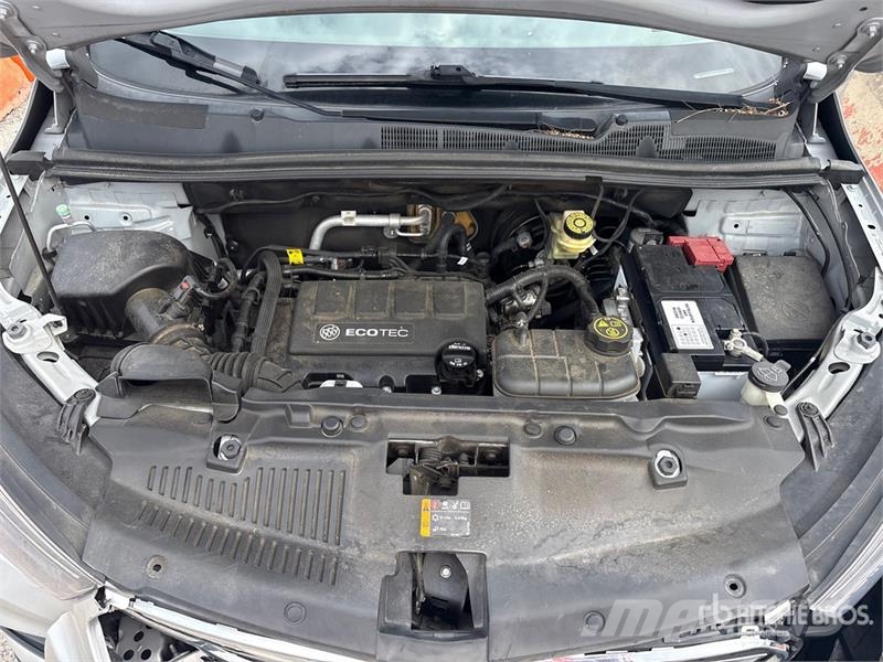Buick Encore 2WD SUV Avtomobili