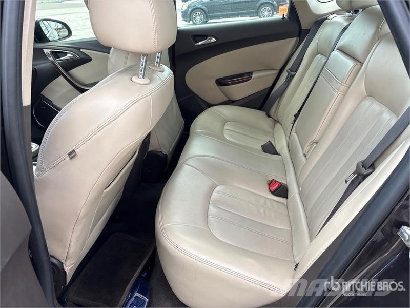Buick Verano Automobile (Inoperable) Kistehergépjárművek