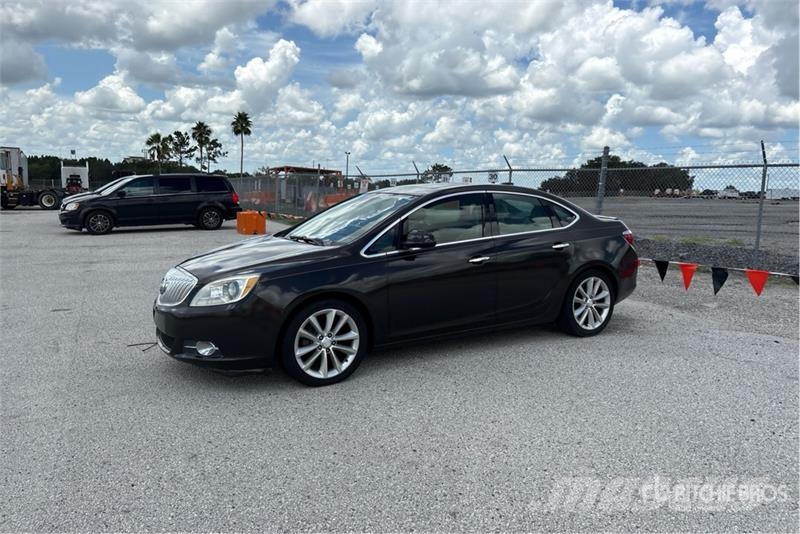 Buick Verano Automobile (Inoperable) Kistehergépjárművek