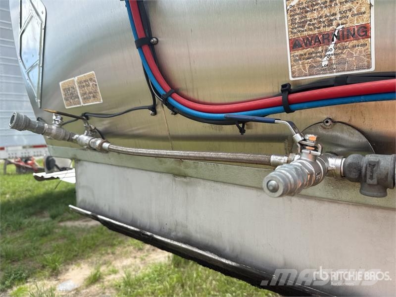 Bulk Tank International 7000 gal T/A Tanker Traile Reboques de cisternas